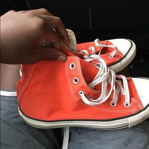 Orang hightop converses size 5
